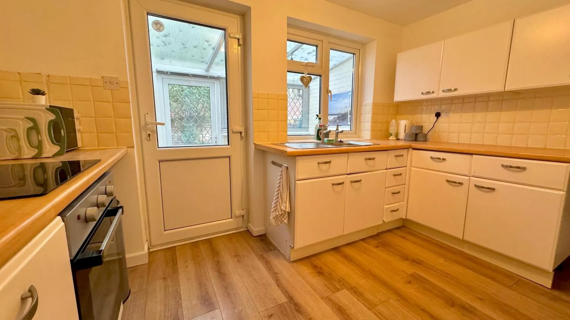 Holiday home Cosy Home With Parking Close To City Centre Exeter