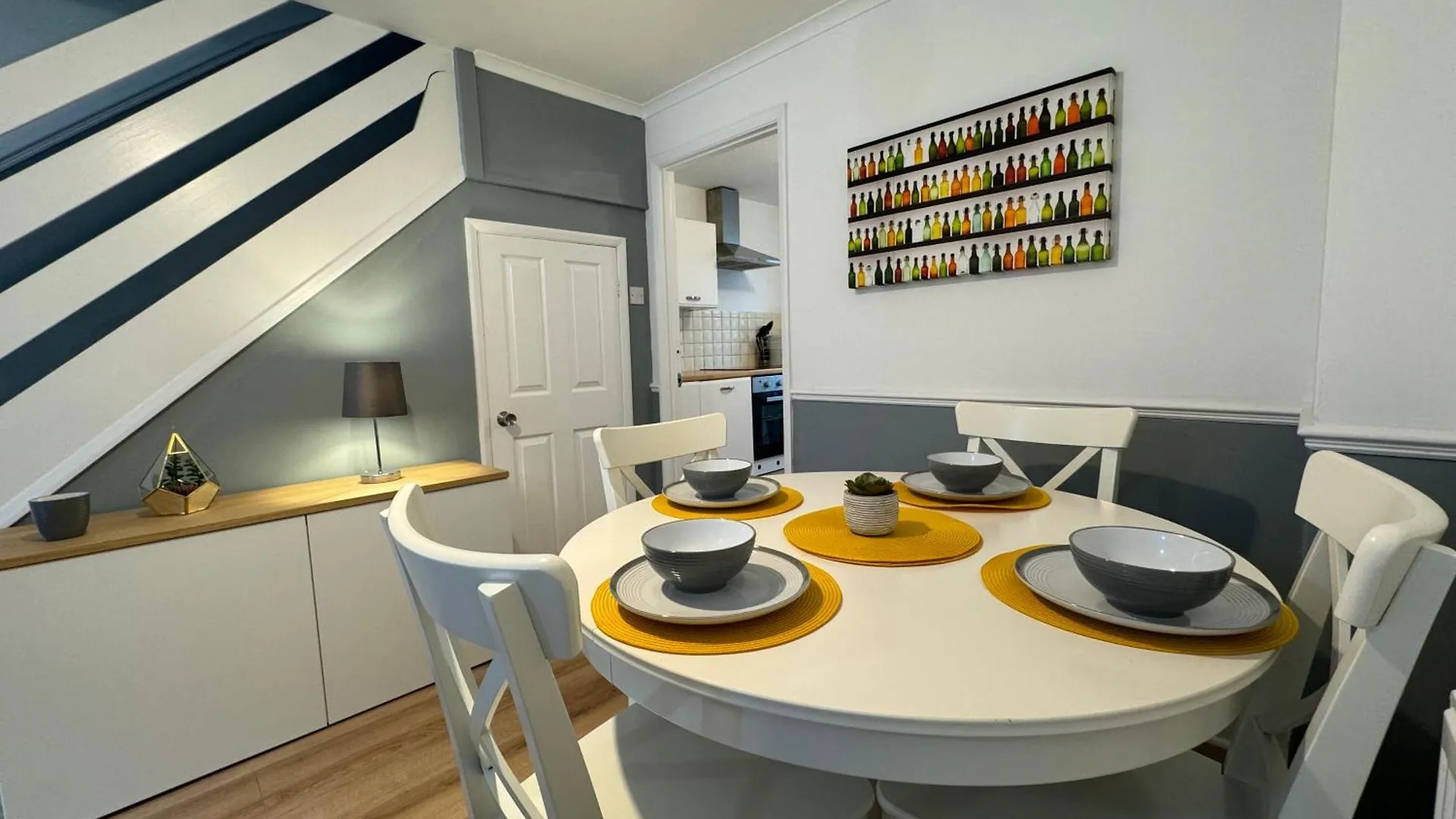 Holiday home Cosy Home With Parking Close To City Centre Exeter