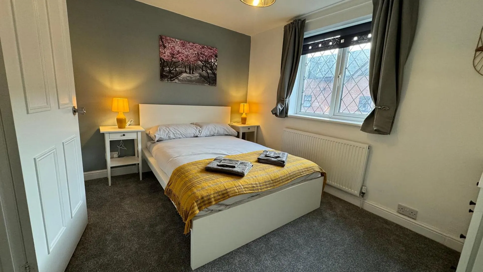 Cosy Home With Parking Close To City Centre Exeter