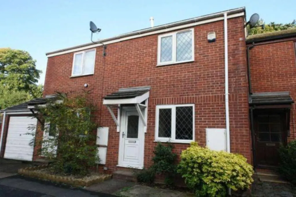Cosy Home With Parking Close To City Centre Exeter 0*,