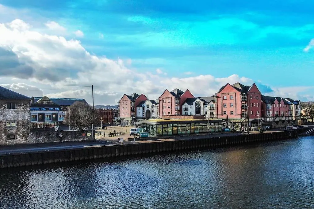 Cosy Home With Parking Close To City Centre Exeter Prázdninový dům